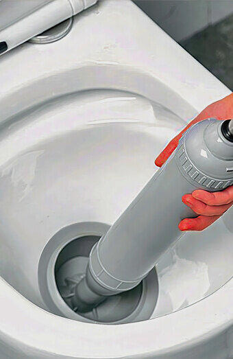 https://blockeddrainskewdale.com.au/uploads/2025/07/blocked-toilet-64872.jpg