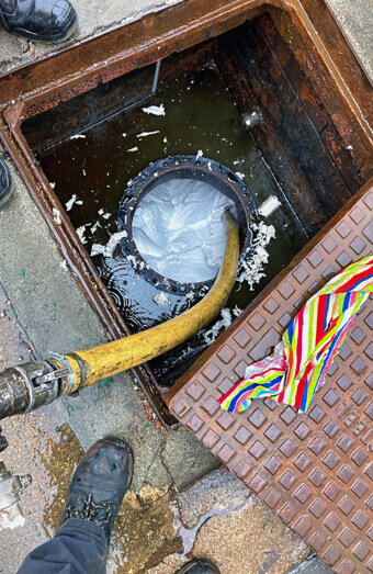 https://blockeddrainskewdale.com.au/uploads/2025/07/hero-blocked-sewers-19711.jpg